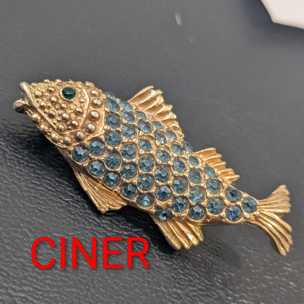 Sold!! Vintage CINER Yellow Tone Fish With Rhinestone Brooch
